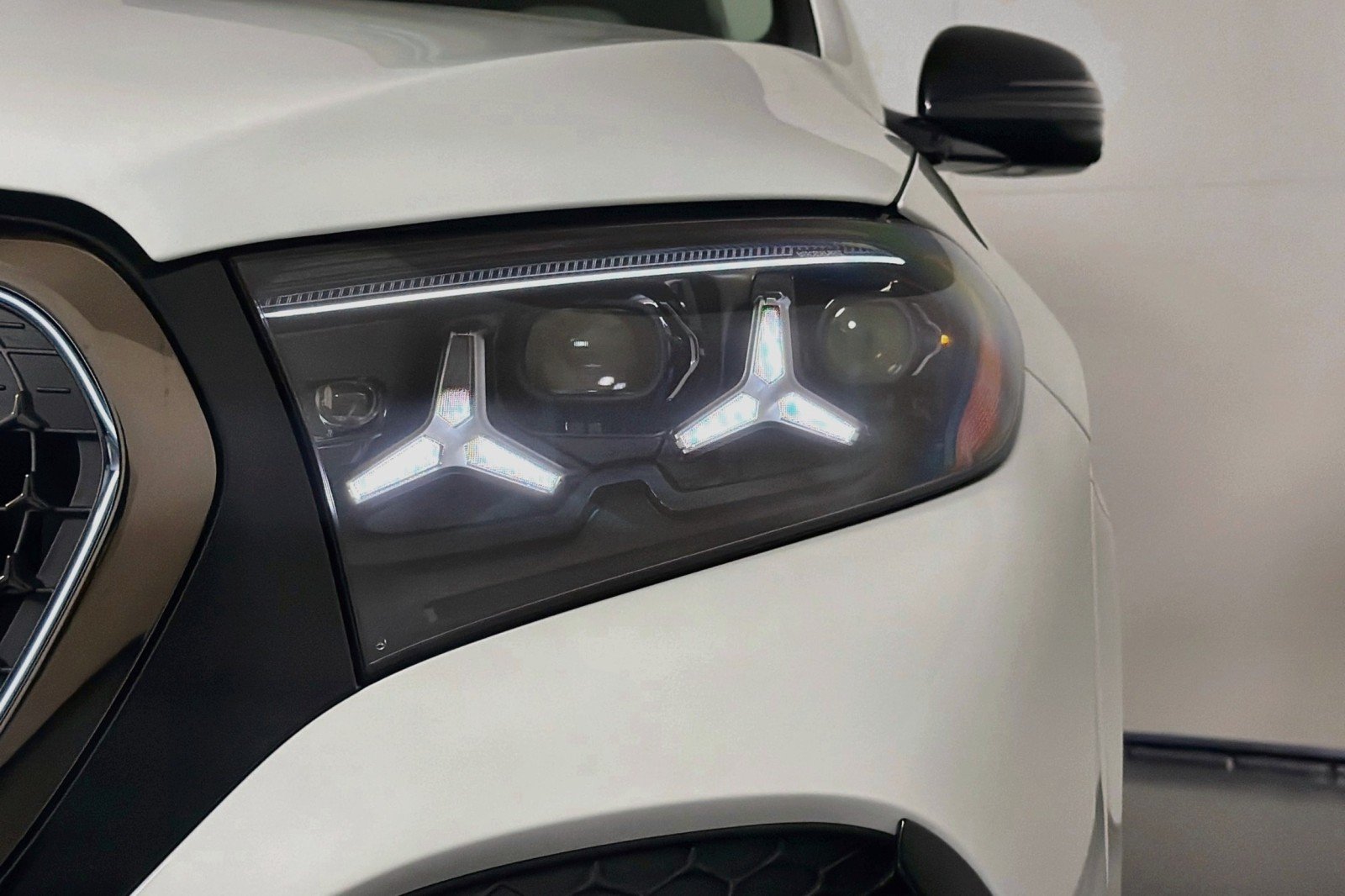 New 2027 Polar White Mercedes-Benz GLE 350 4MATIC® SUV image 14