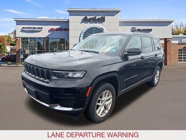 Certified Used 2024 Black Jeep Laredo image 4