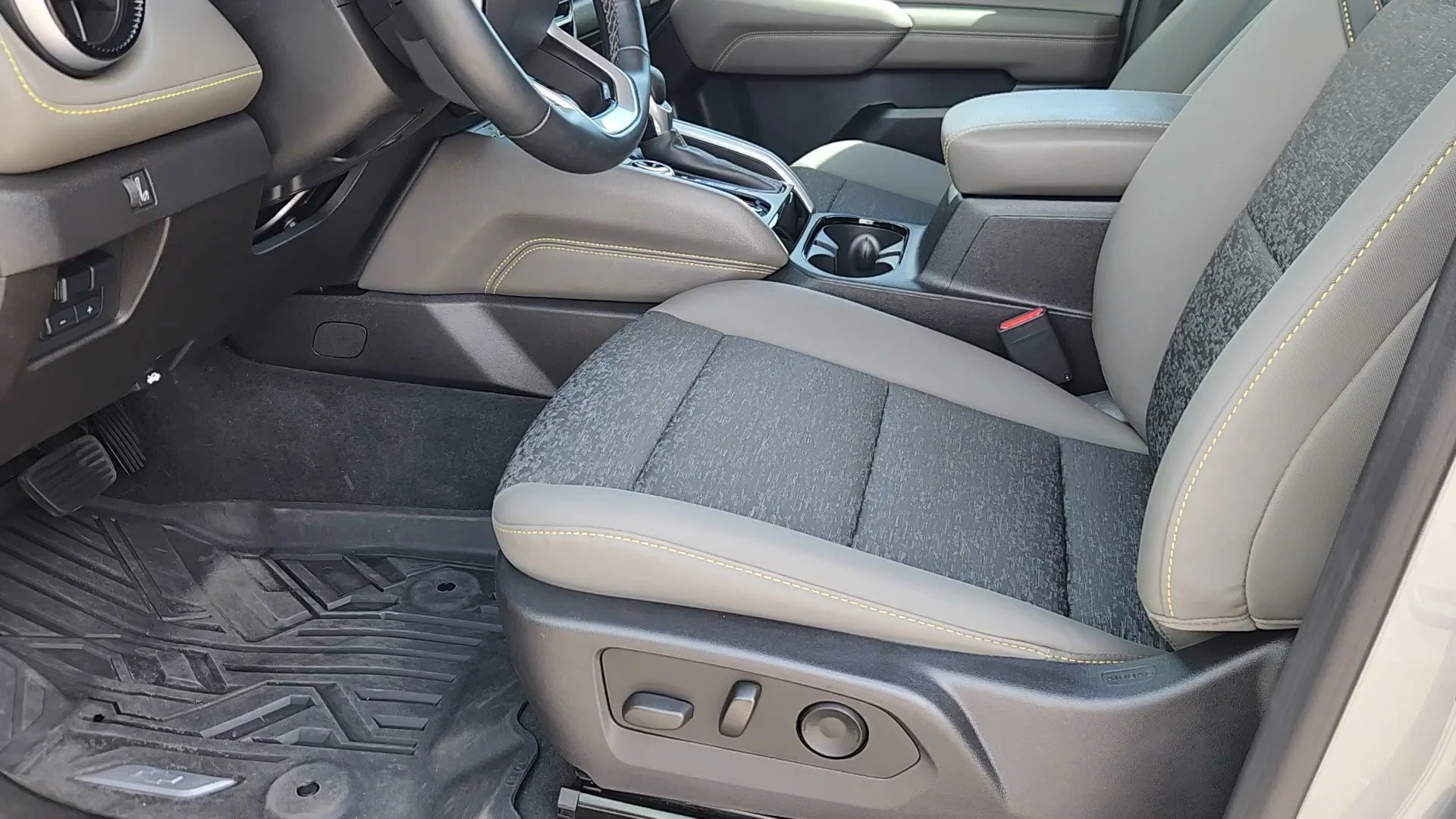Used 2024 Sterling Gray Metallic Chevrolet 4WD ZR2 image 31