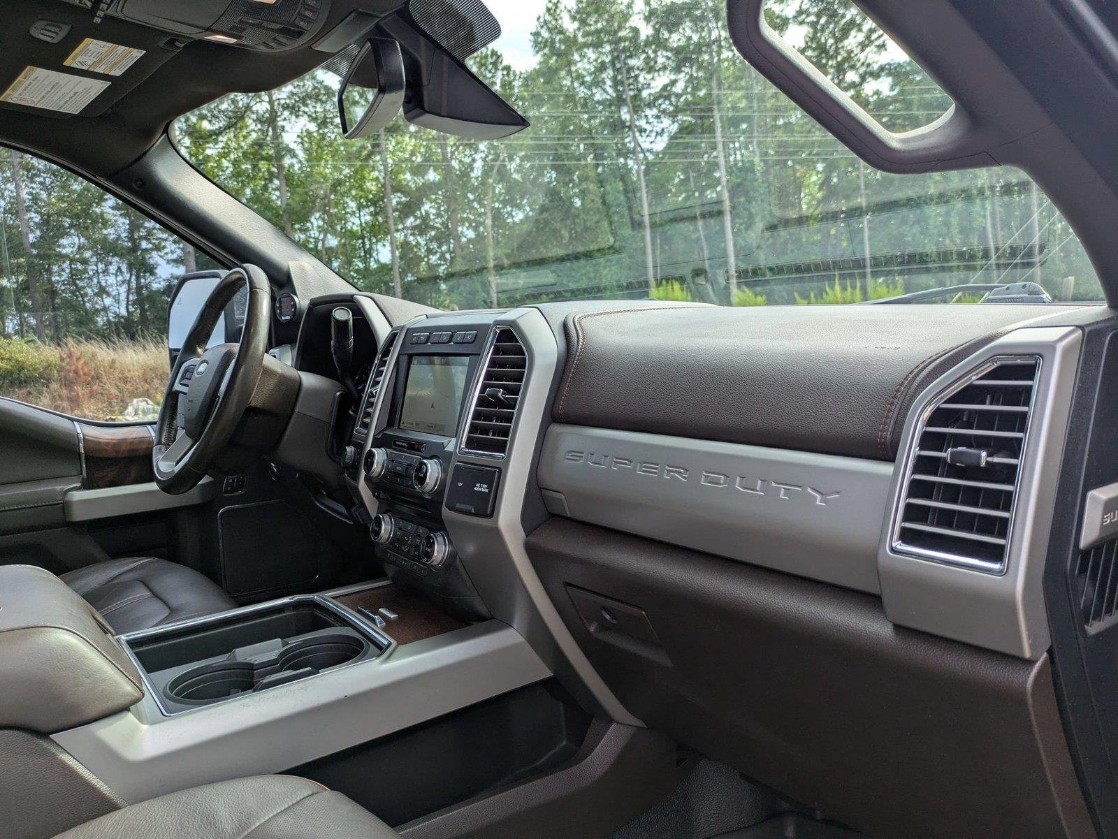 Used 2017 Shadow Black Ford King Ranch image 39