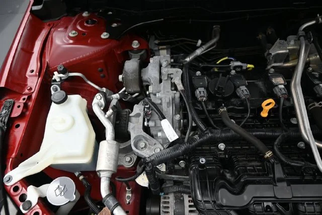 Used 2023 Red Nissan 2.5 SR image 29