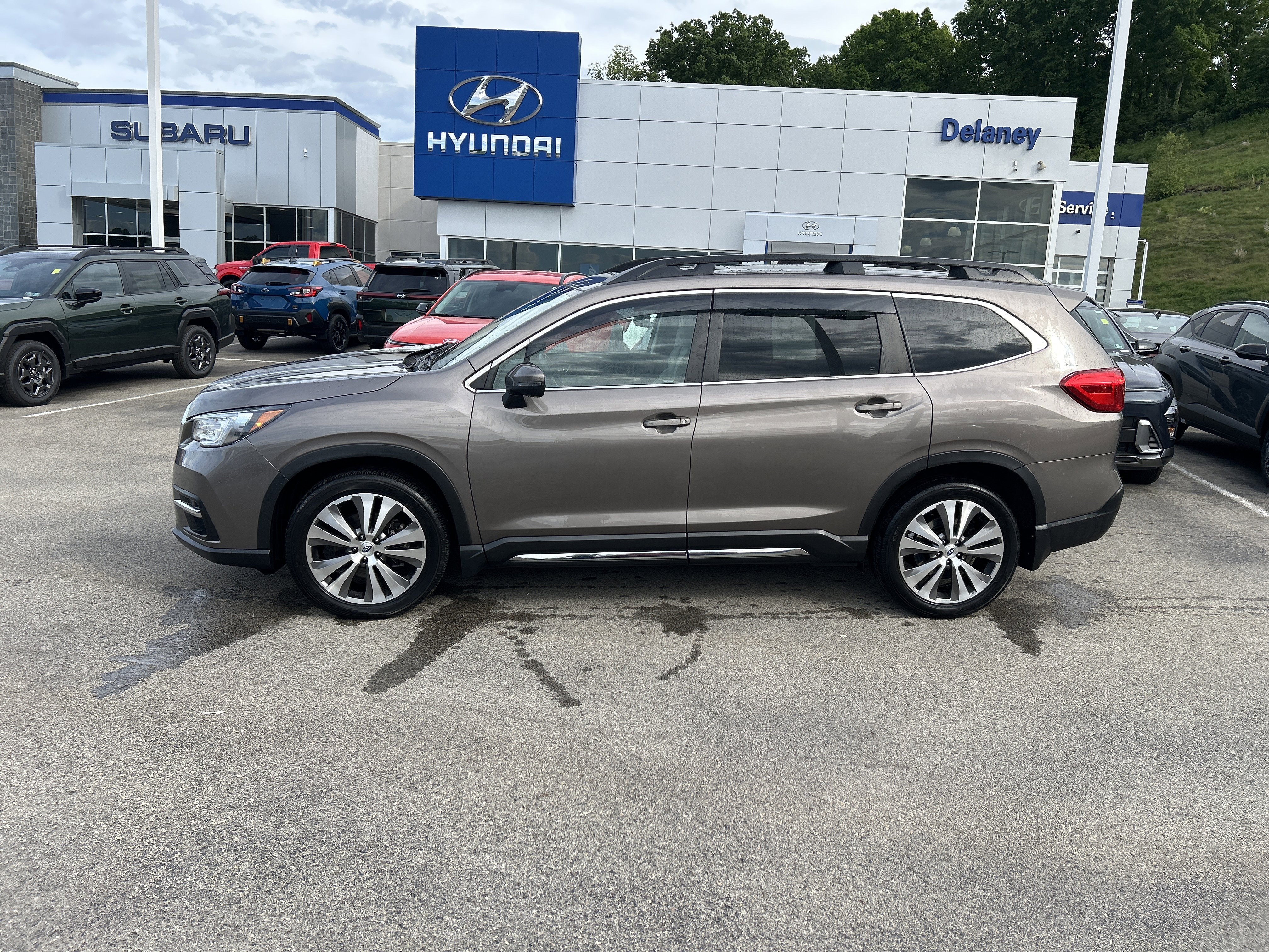 2022 Subaru Ascent Limited - Photo 8