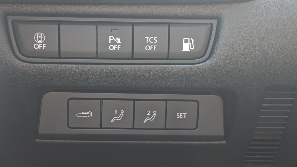 New 2026 Wind Chill Pearl Mazda Premium image 21
