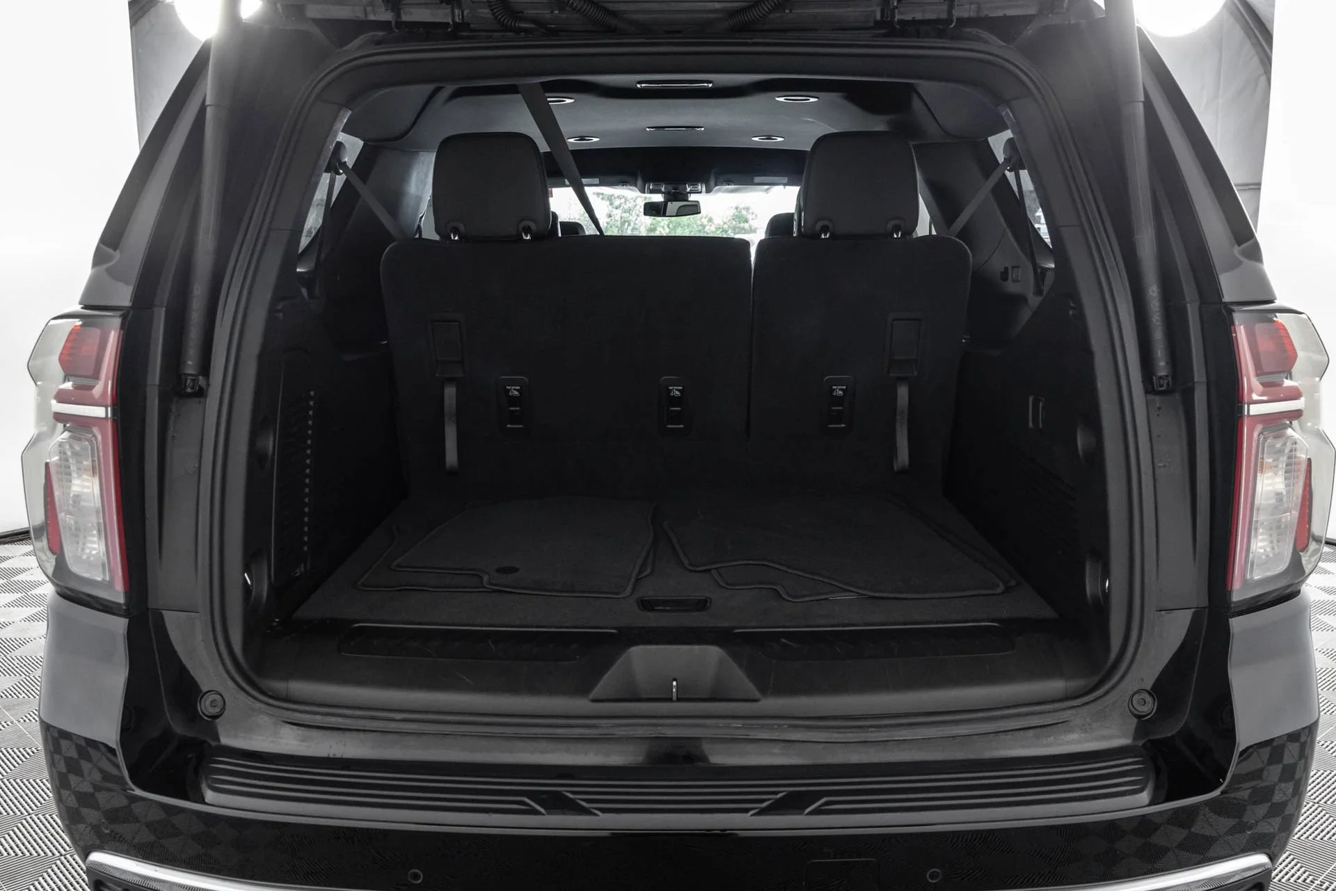Used 2022 Black Chevrolet LT image 42