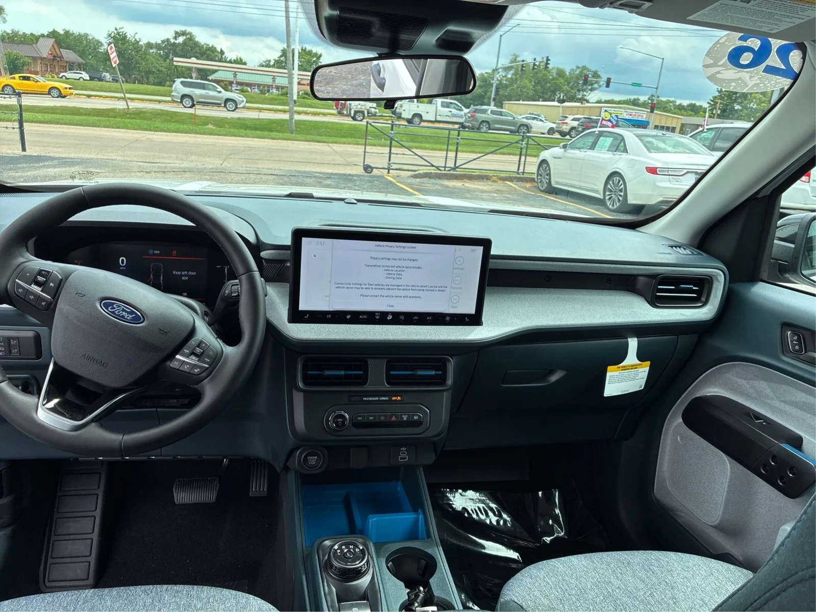 New 2026 Oxford White Ford XLT image 21