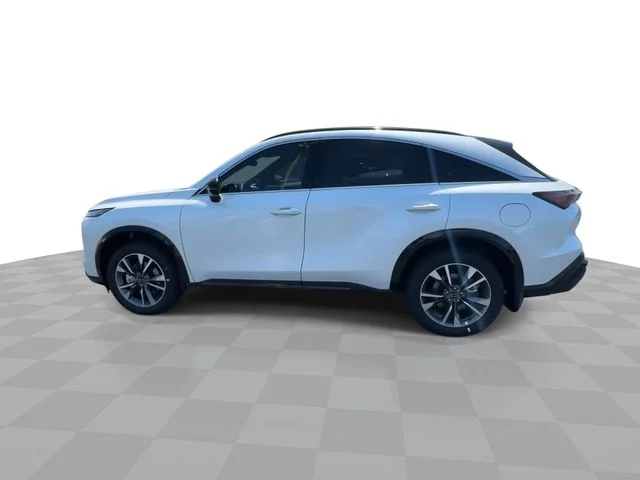 New 2027 White INFINITI LUXE image 6