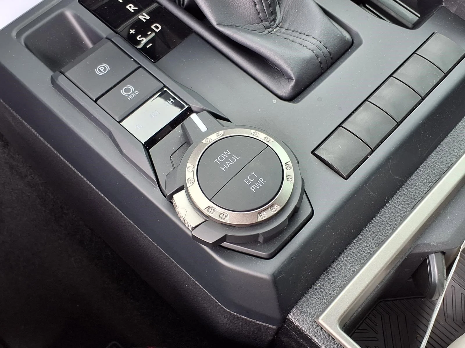 2026 Toyota Tacoma SR5 - Photo 15