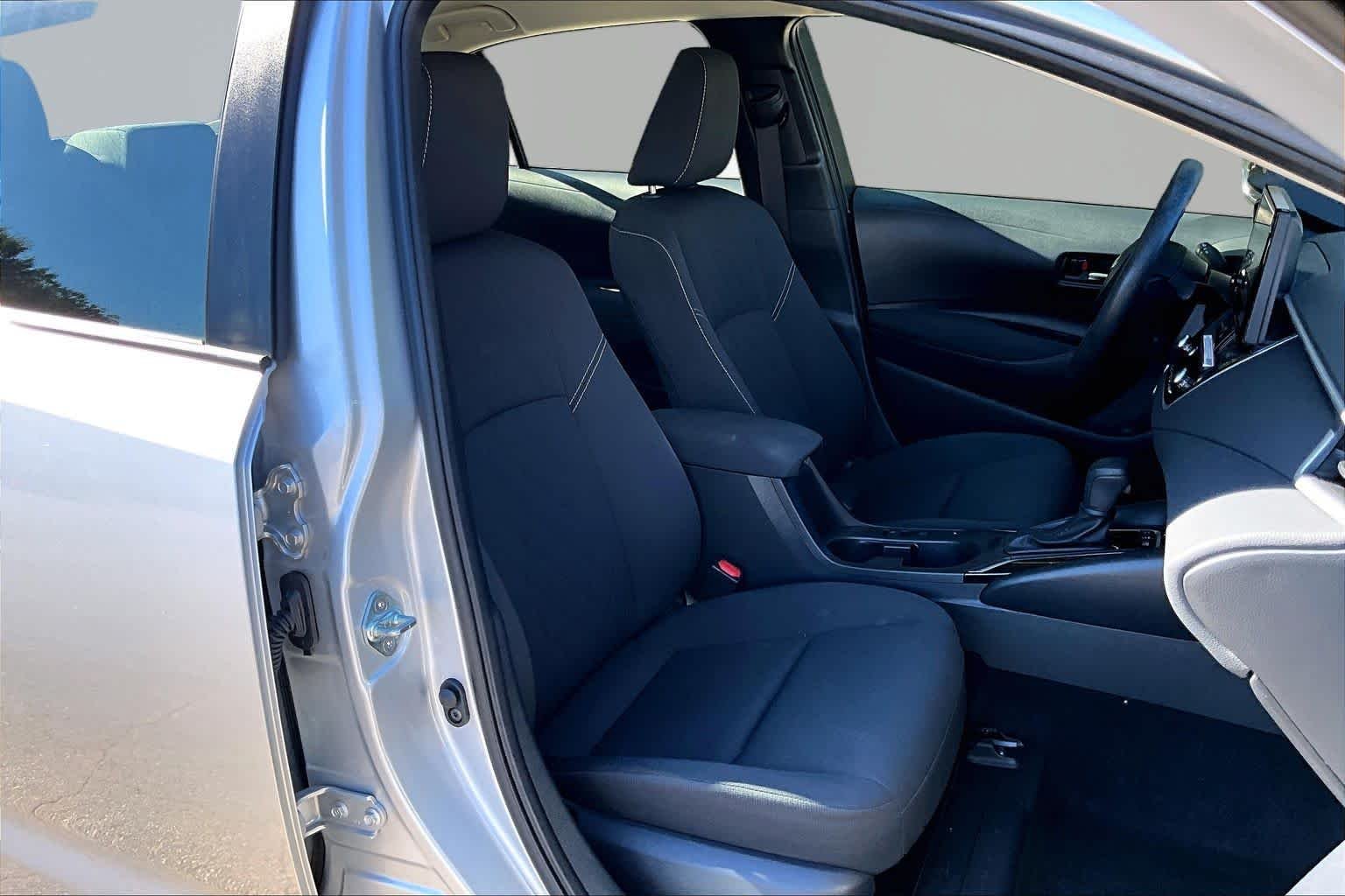 Used 2026 Classic Silver Metallic Toyota Hybrid LE image 9