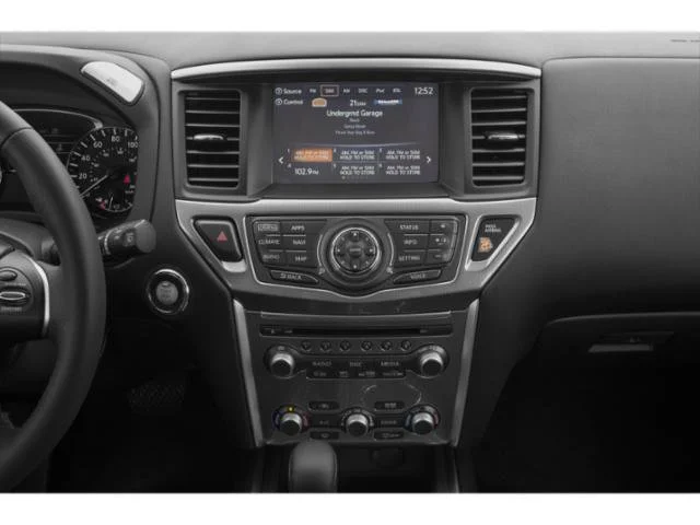 Used 2020 Glacier White Nissan SL image 13