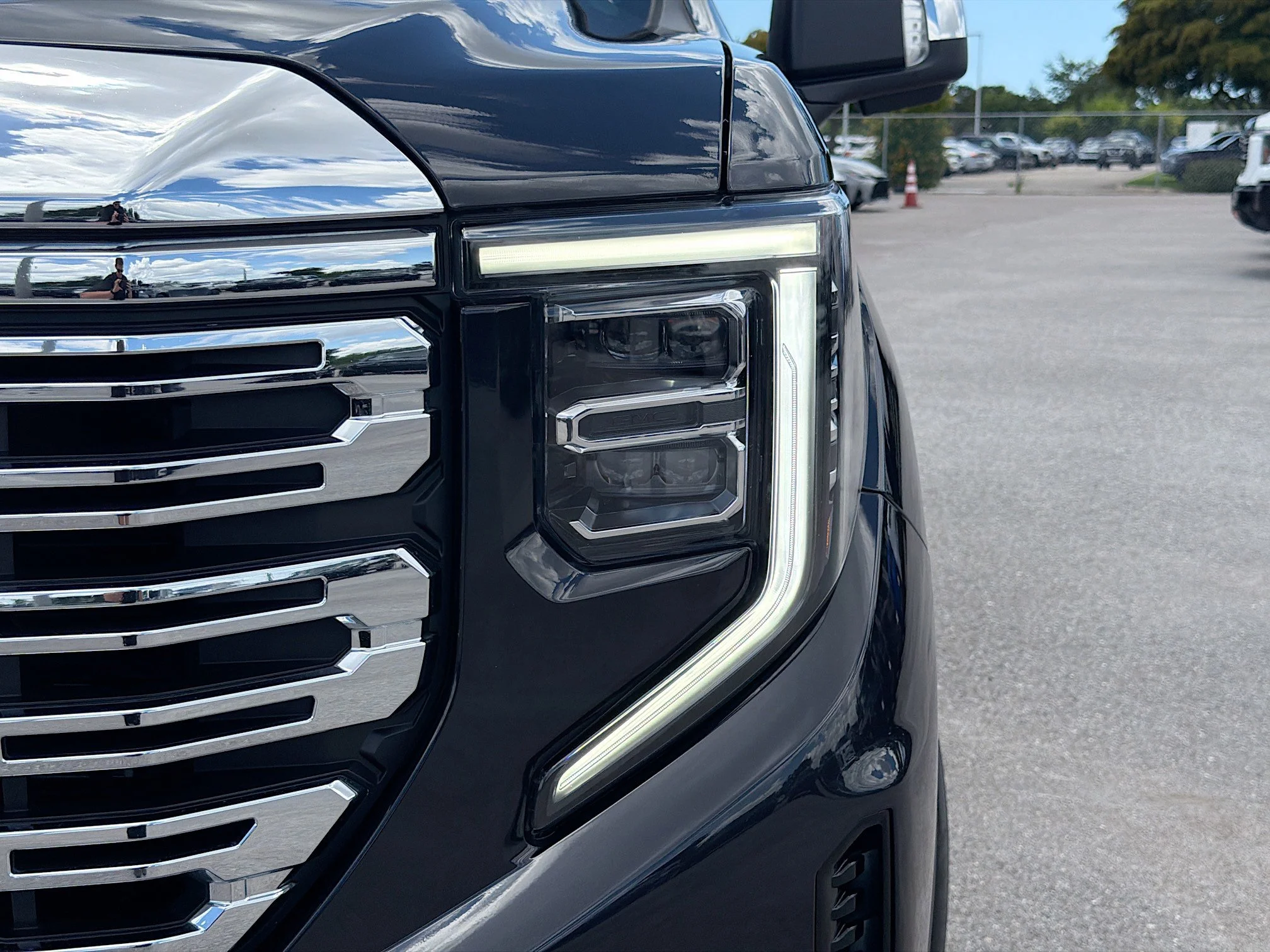 Used 2024 Titanium Rush Metallic GMC Denali image 9