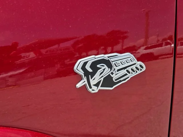 New 2026 Molten Red Pearl-Coat Exterior Paint RAM Laramie image 13