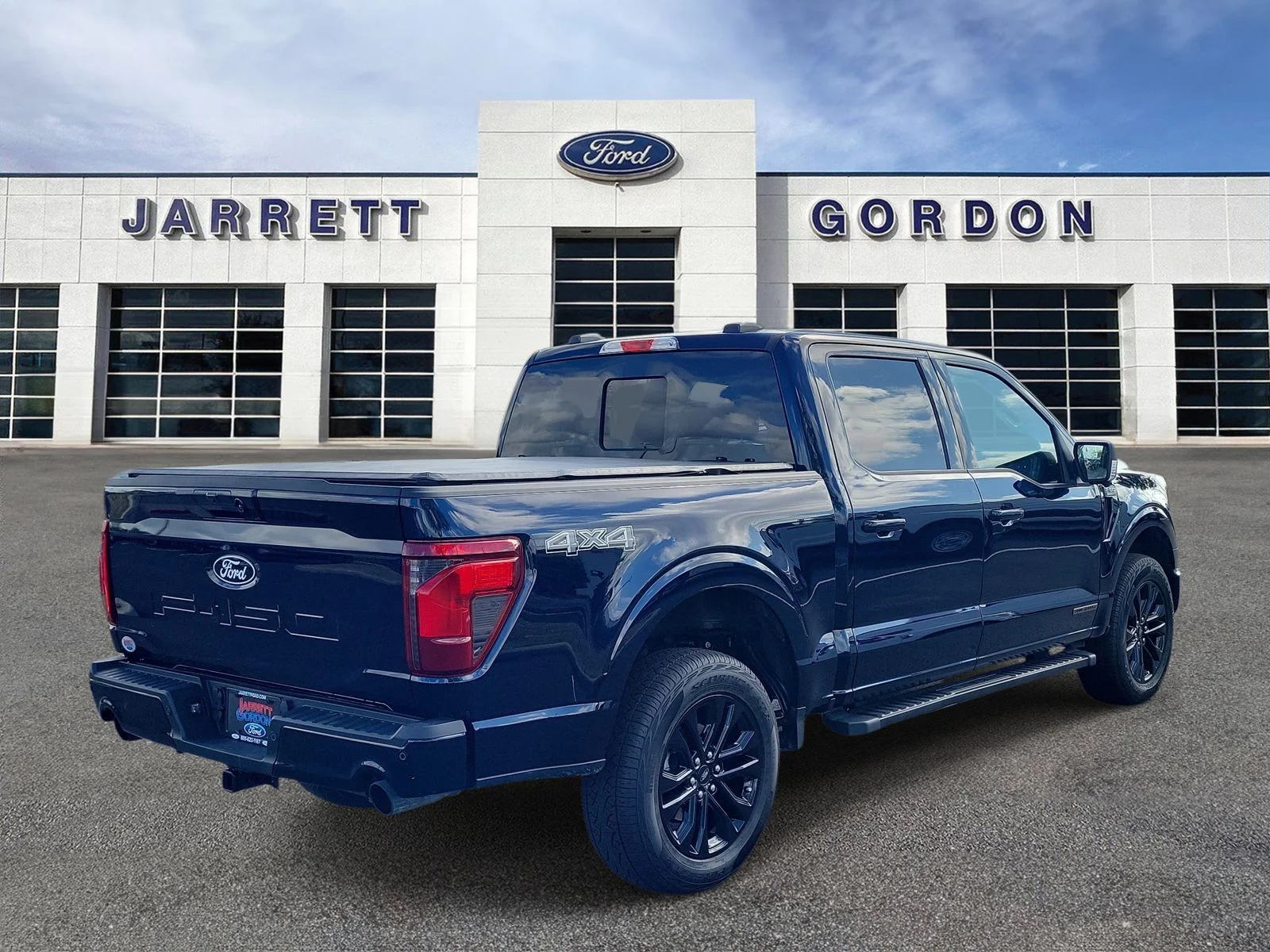 Certified Used 2025 Blue Ford XLT image 4