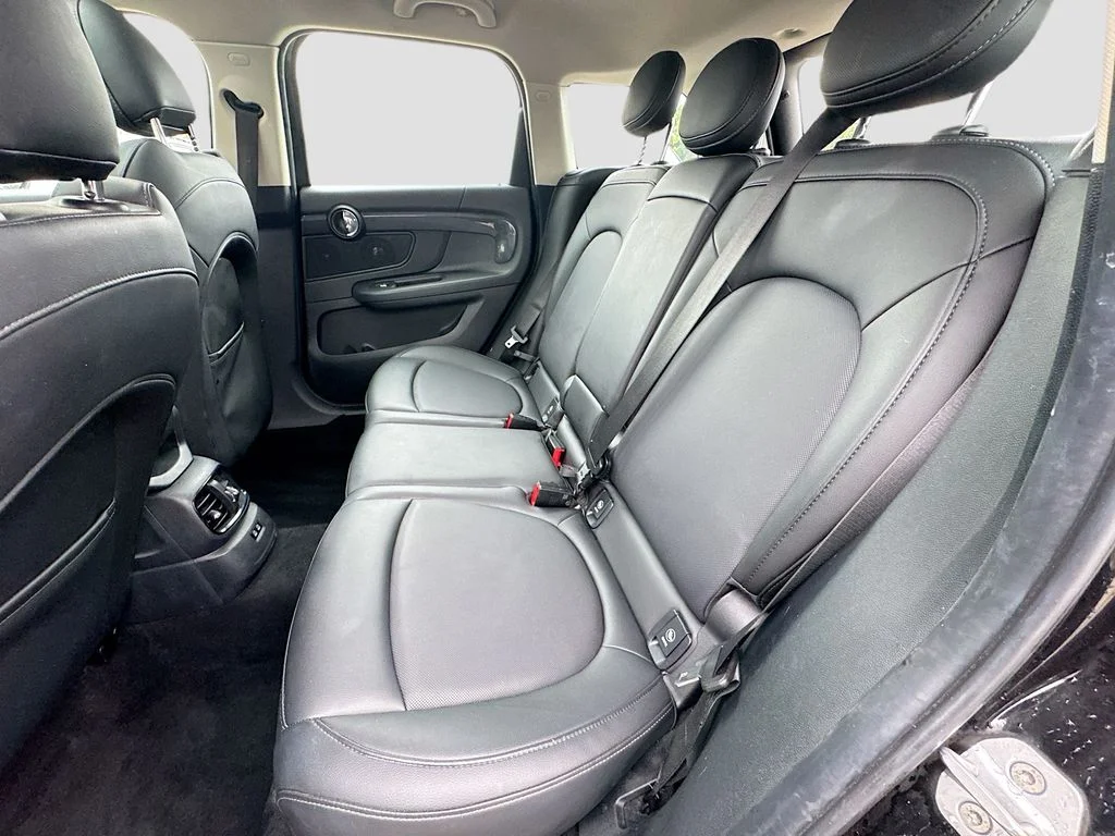 Used 2019 Black MINI Signature image 31