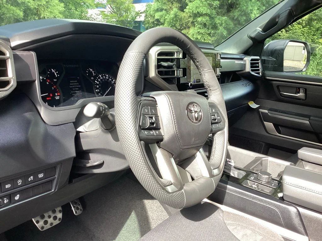 New 2026  Toyota SR5 image 2