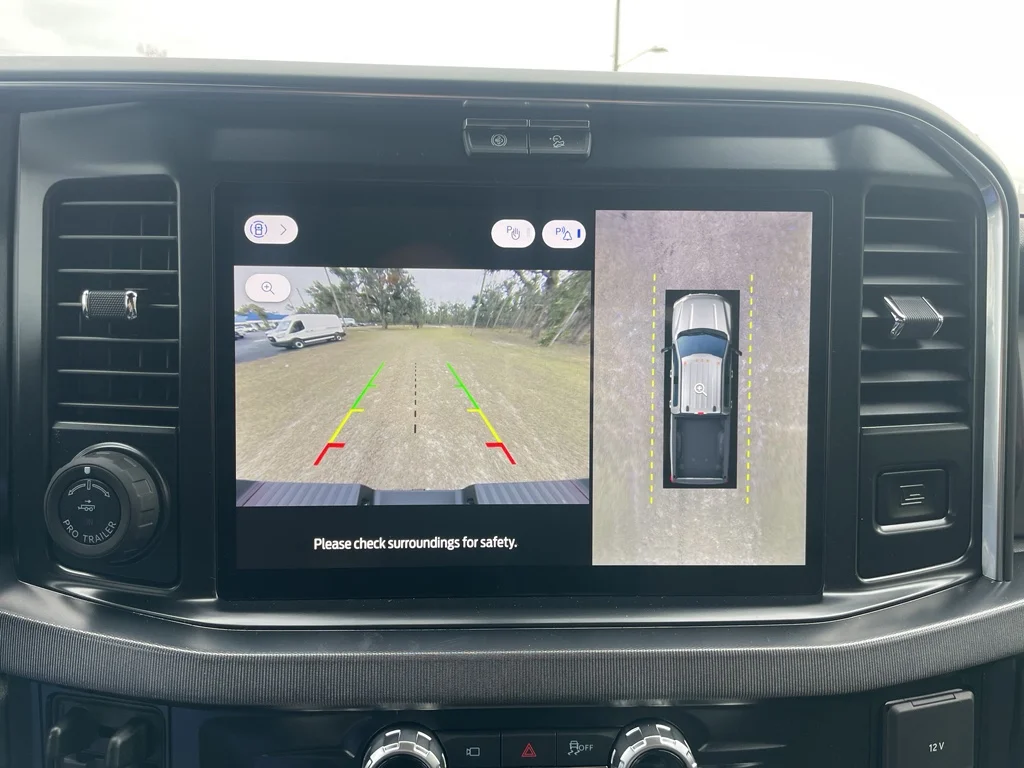 New 2026 Glacier Gray Metallic Tri-Coat Ford F-350® Platinum® image 25