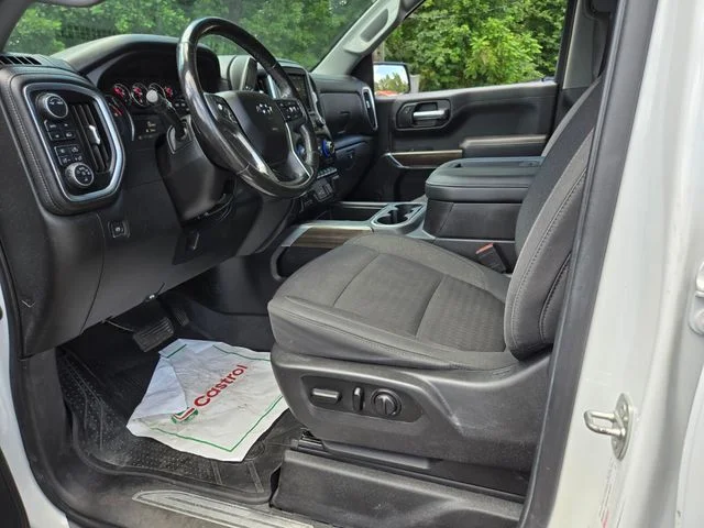 Used 2021 White Chevrolet RST image 10
