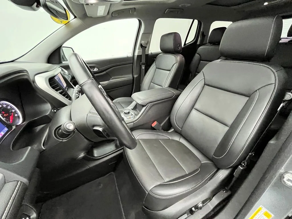 Used 2023 Silver GMC SLT image 22
