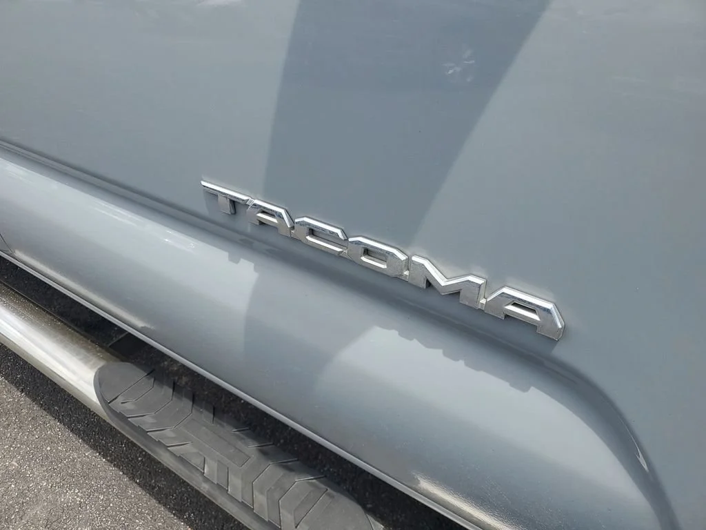 Used 2020 Gray Toyota SR5 image 30