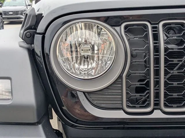 New 2026 Black Clear-Coat Exterior Paint Jeep Sport image 9