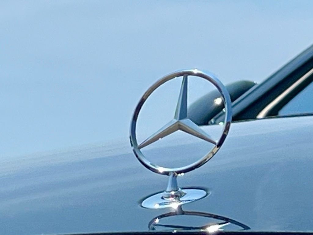 Certified Used 2023 Black Mercedes-Benz S 580 image 5