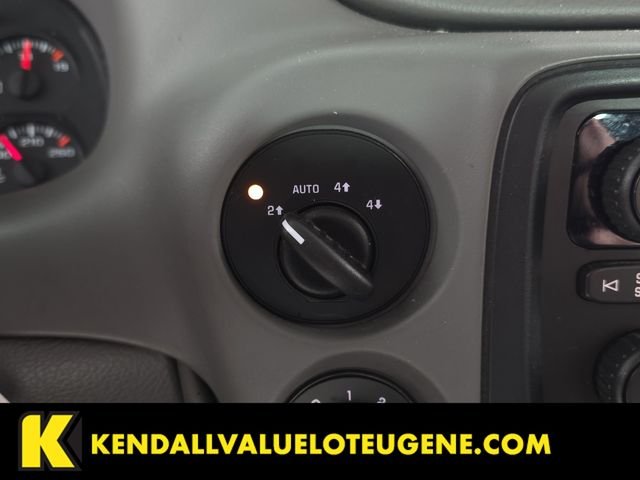 Used 2007 Gray Chevrolet LS image 18
