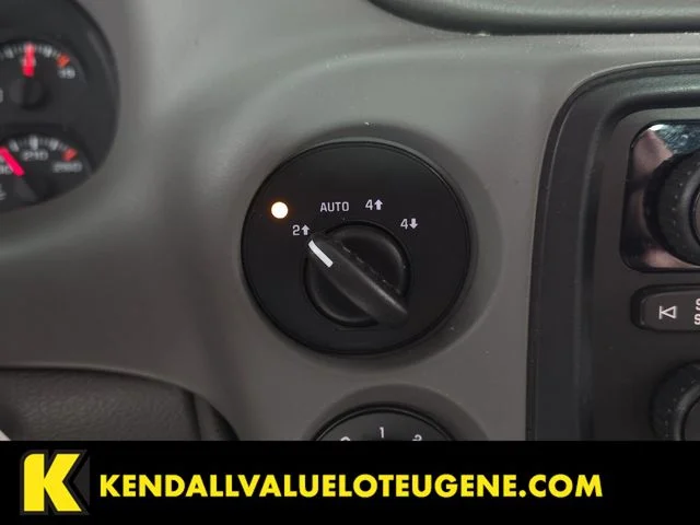 Used 2007 Gray Chevrolet LS image 18