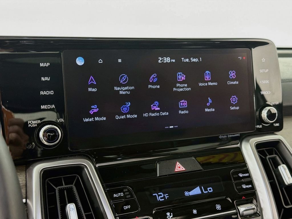 Used 2023 Aruba Green Kia X-Line EX image 15