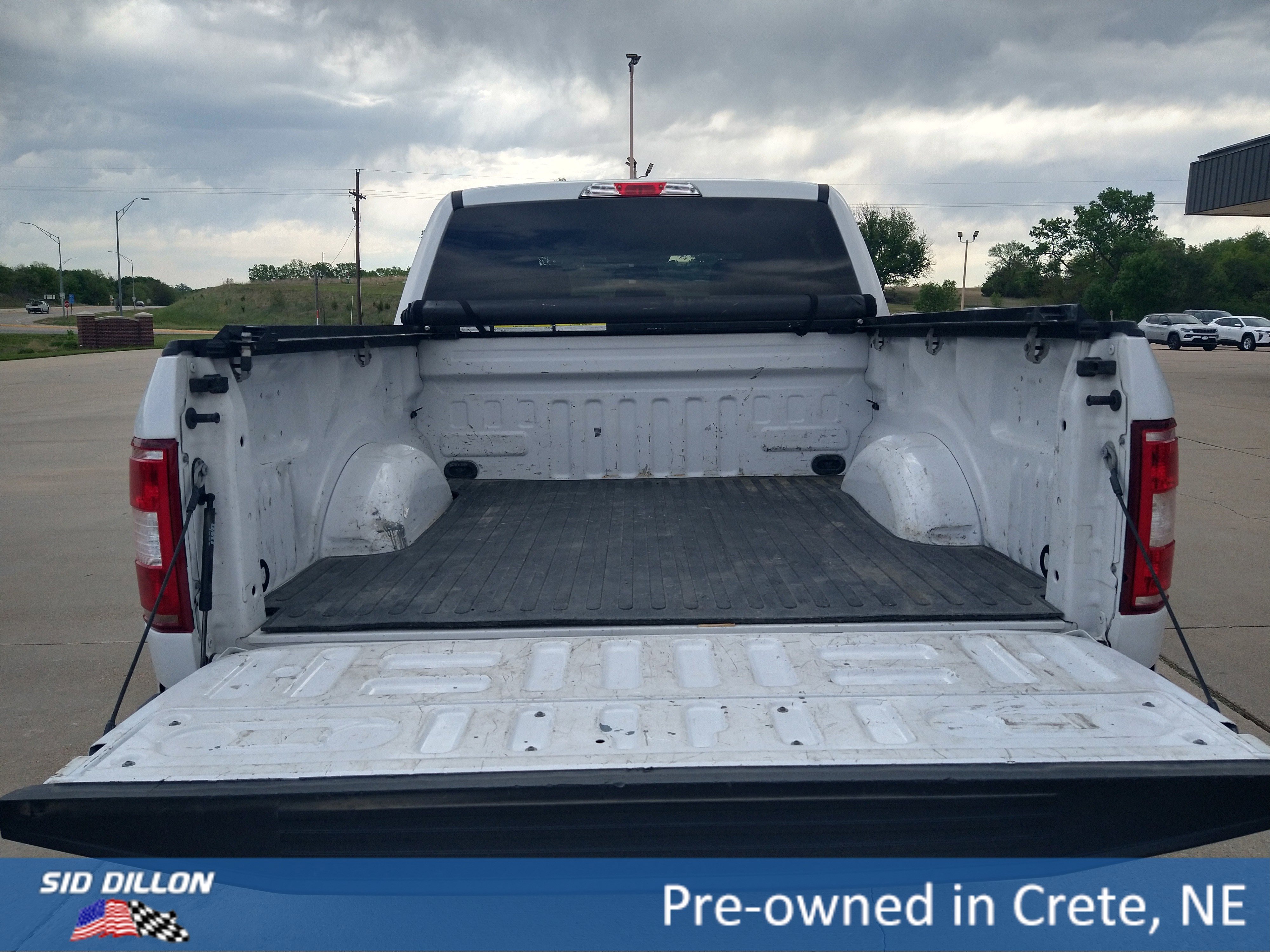Used 2019 Oxford White Ford XLT image 17