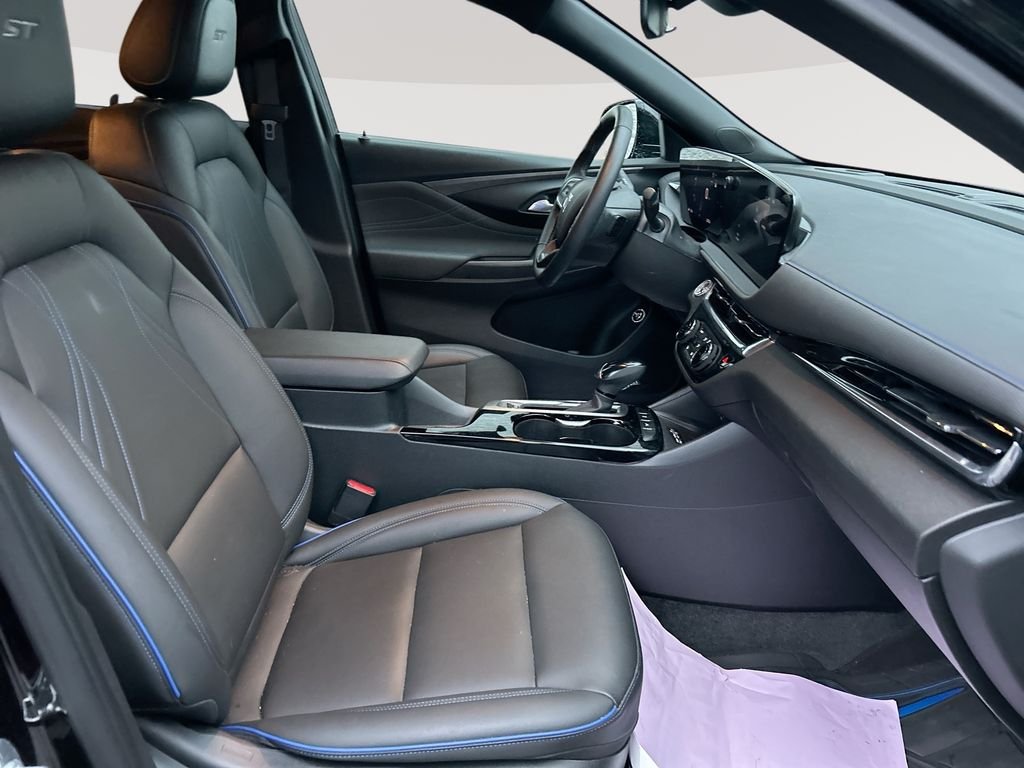 Used 2024 Black Buick Sport Touring image 28