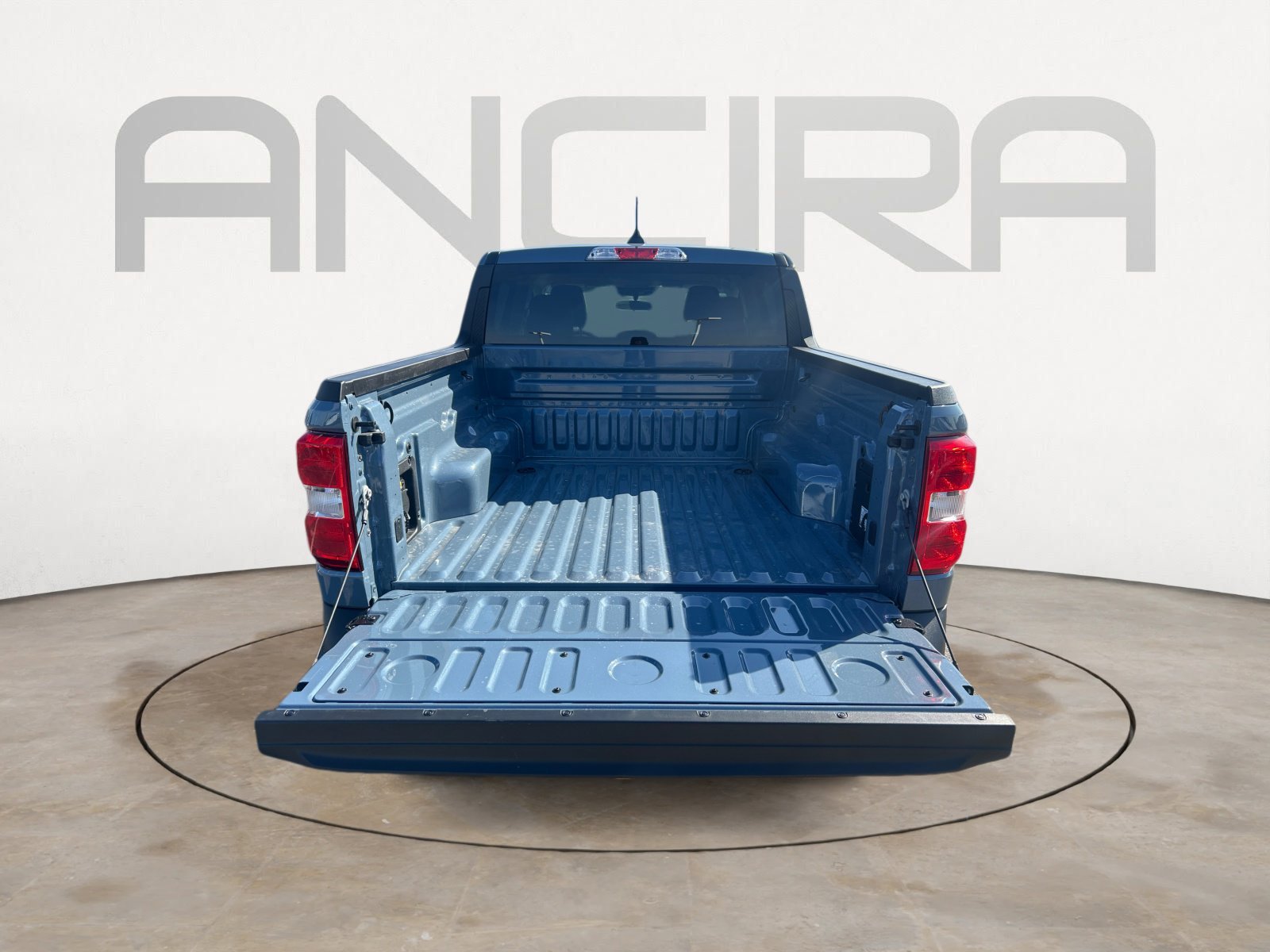 New 2026 Azure Gray Metallic Tri-Coat Ford XLT image 12