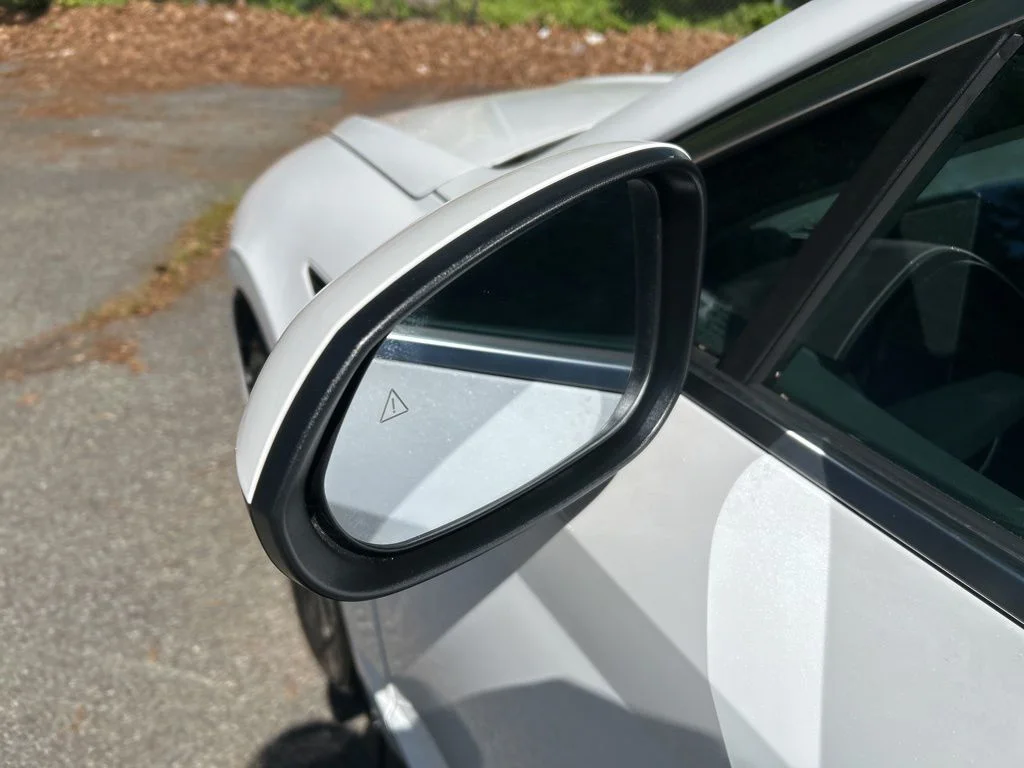 Used 2026 White Hyundai Blue image 11
