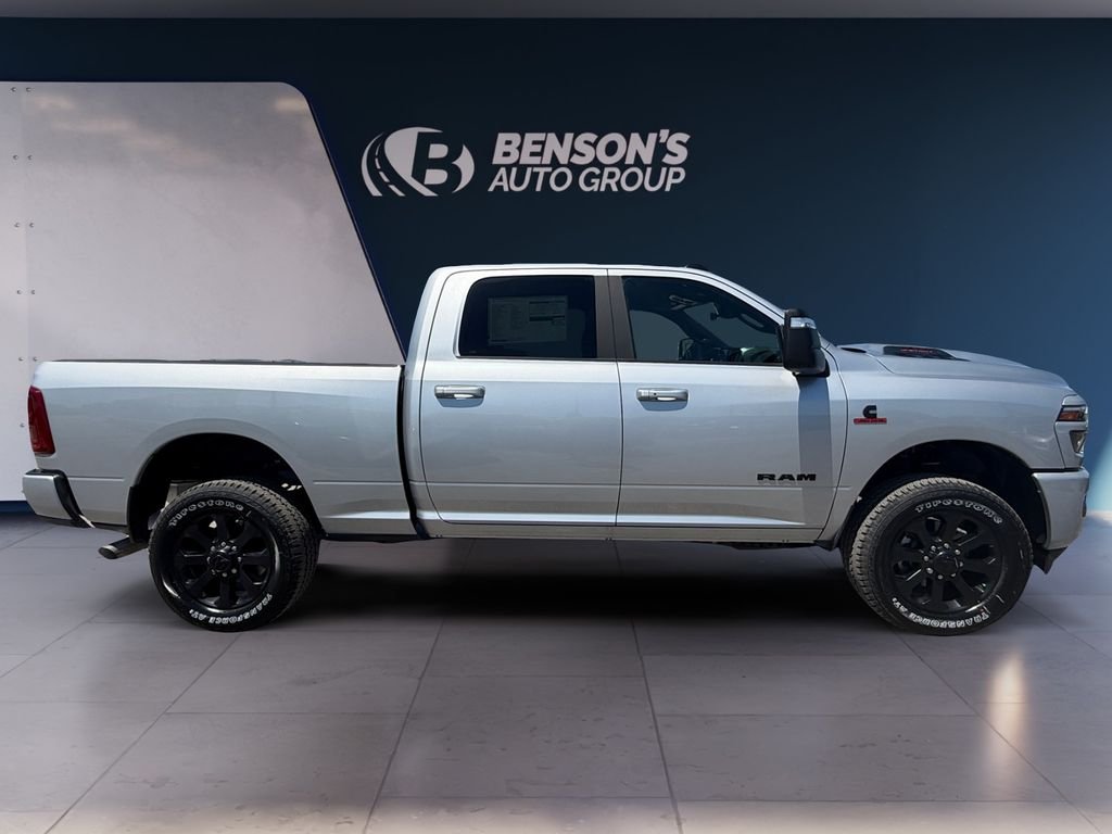New 2026 Silver-Zynith Exterior Paint RAM Laramie image 6