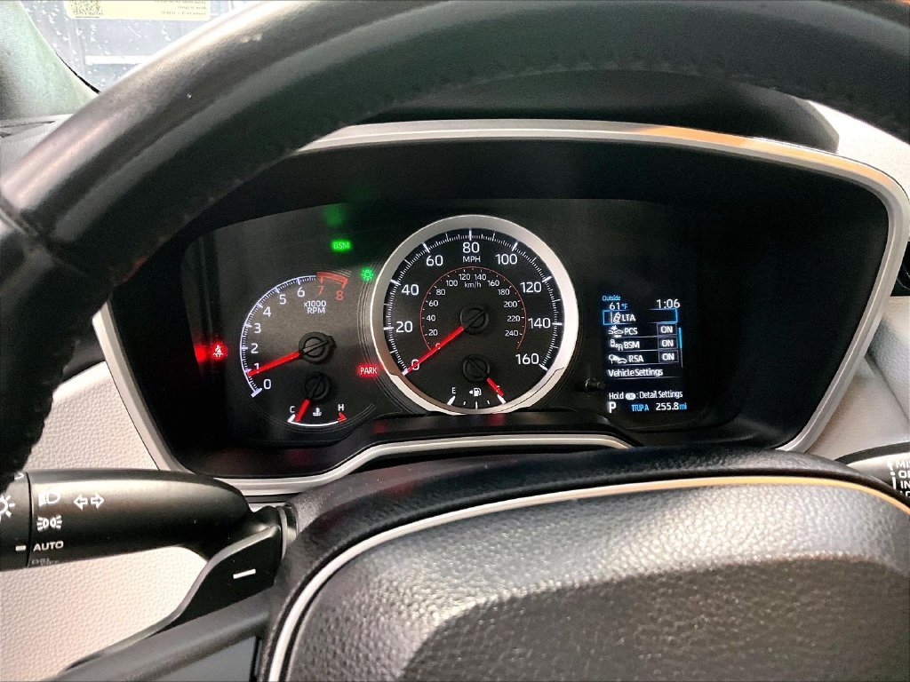 Used 2019 Blue Toyota SE image 13