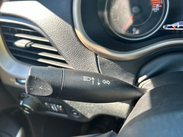 Used 2018 Gray Jeep Limited image 27