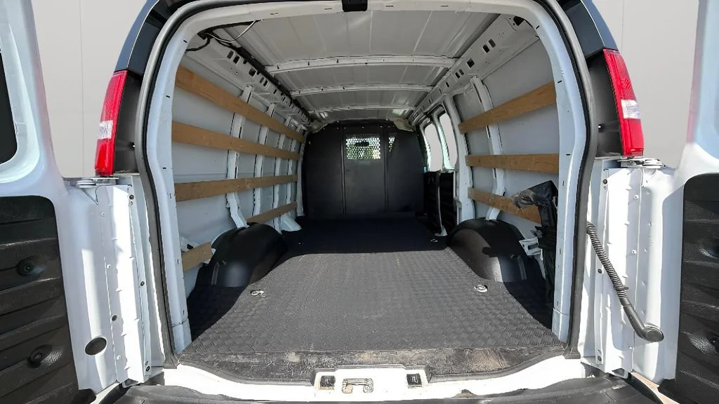 Certified Used 2024 Summit White GMC Work Van image 24