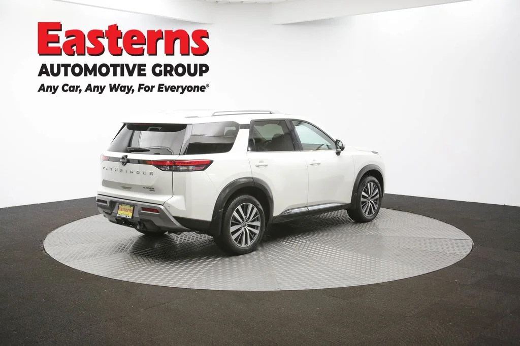 Used 2022 White Nissan Platinum image 45