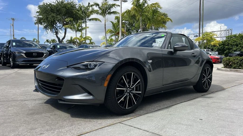 2025 Mazda MX-5 Miata RF Grand Touring - Photo 28
