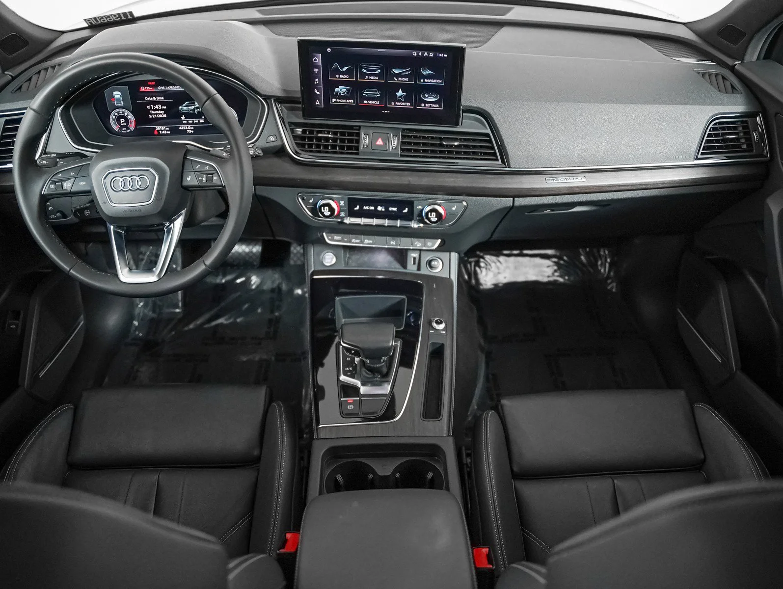 Used 2023 Daytona Gray Pearl Effect Audi S line Premium Plus image 9