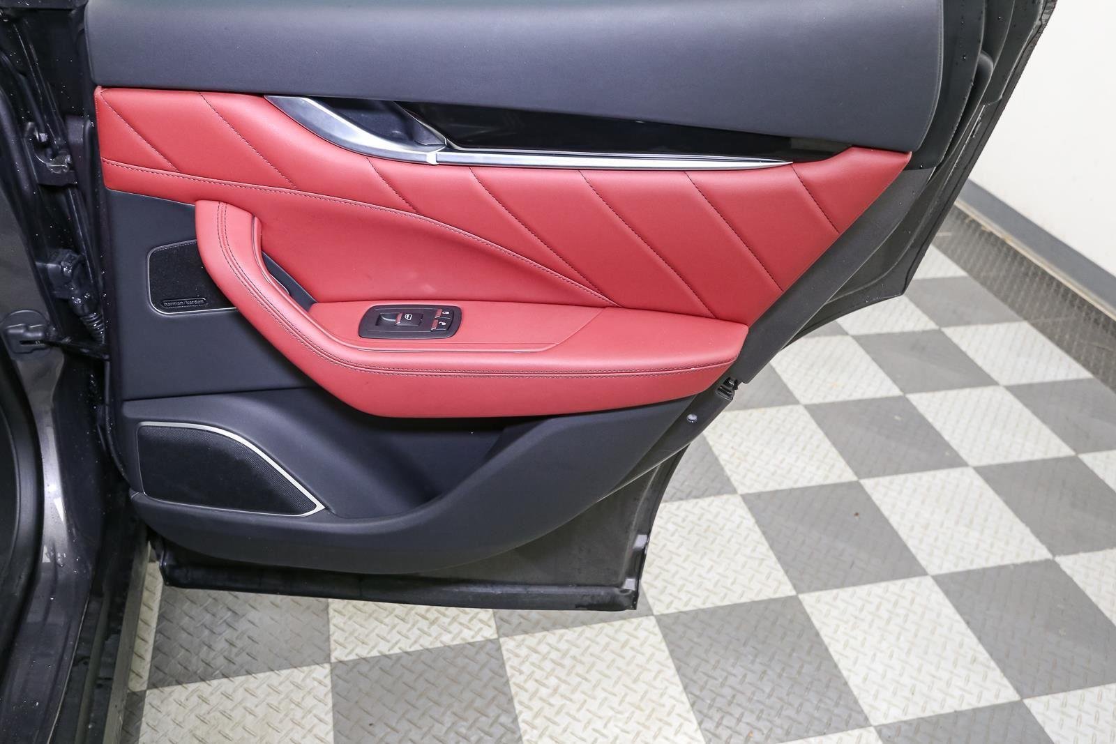 Used 2022 Grigio Maratea Metallic Maserati GT image 25
