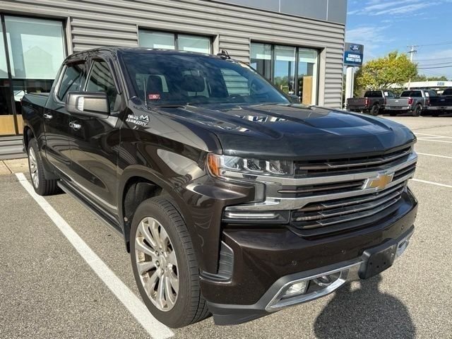 Used 2019 Black Chevrolet High Country image 8
