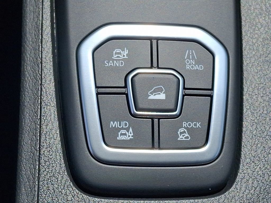 2026 Nissan Frontier — photo 18