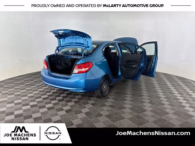 Used 2020  Mitsubishi ES image 17