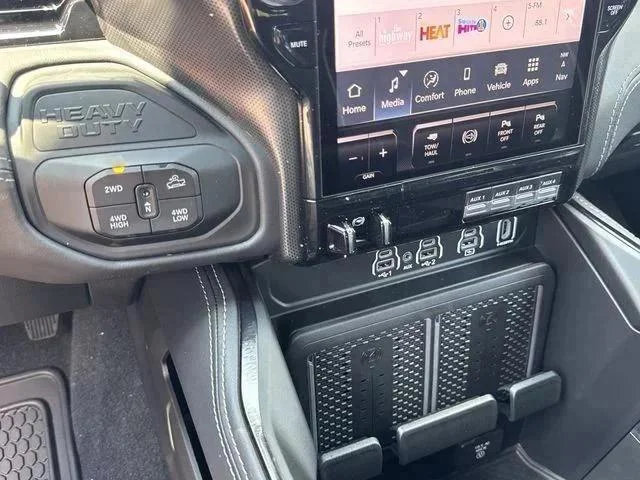 2026 RAM 2500 Limited - Photo 26