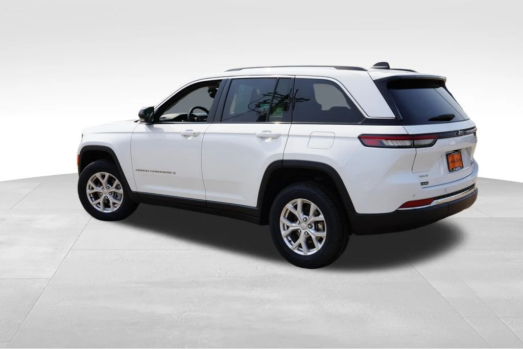 Used 2023 White Jeep Limited image 8