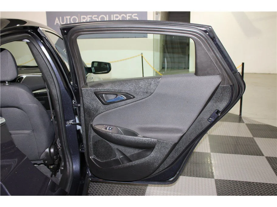 Used 2022 Dark Ash Metallic Chevrolet LT image 21