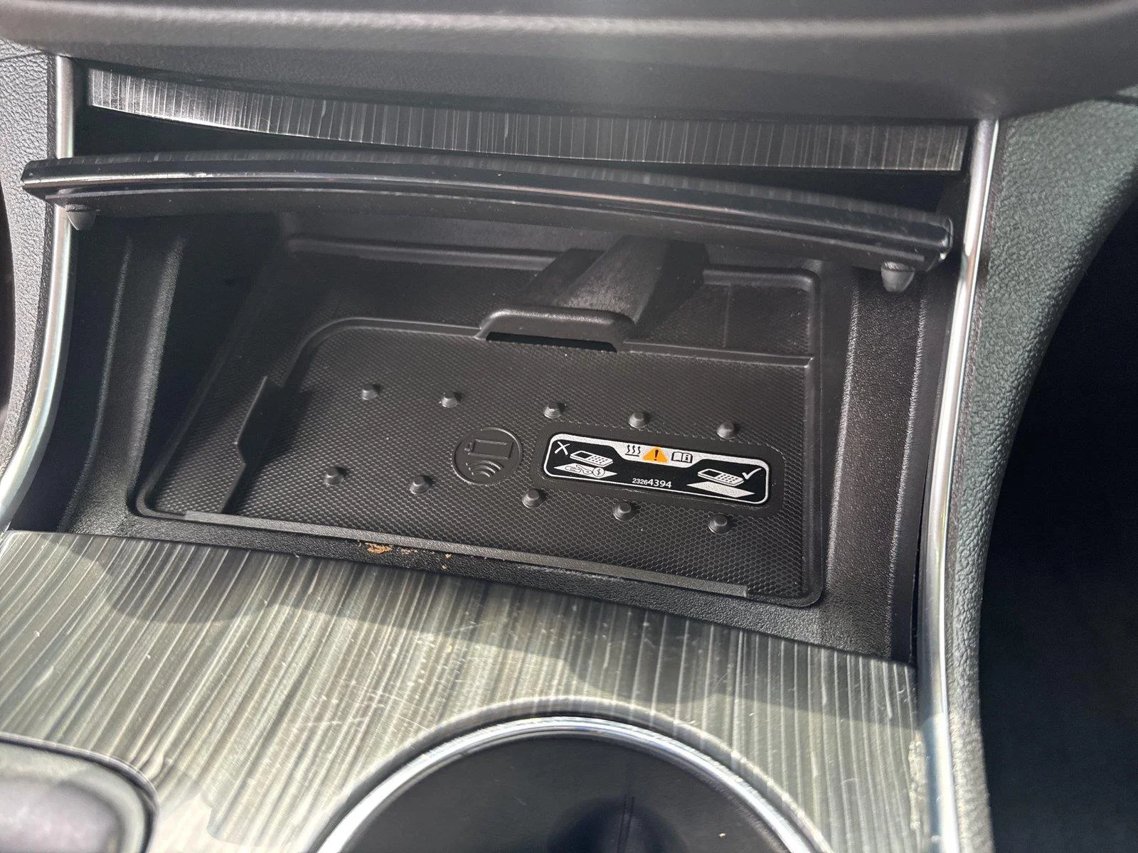 Used 2019 IRIDESCENT PEARL TRICOAT Chevrolet Premier image 26