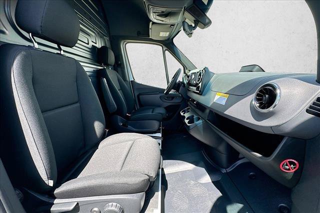 New 2026 Arctic White Mercedes-Benz  image 50