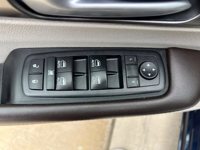 Used 2018 Blue Chrysler Touring L Plus image 13