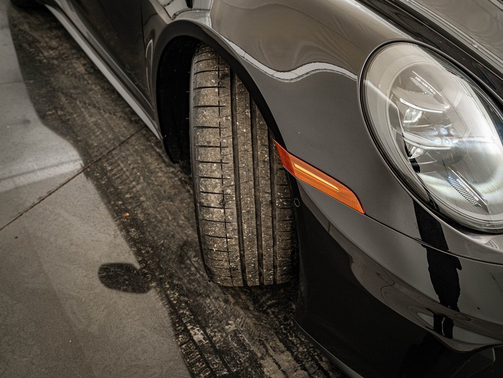 2025 Porsche 911 GTS - Photo 57