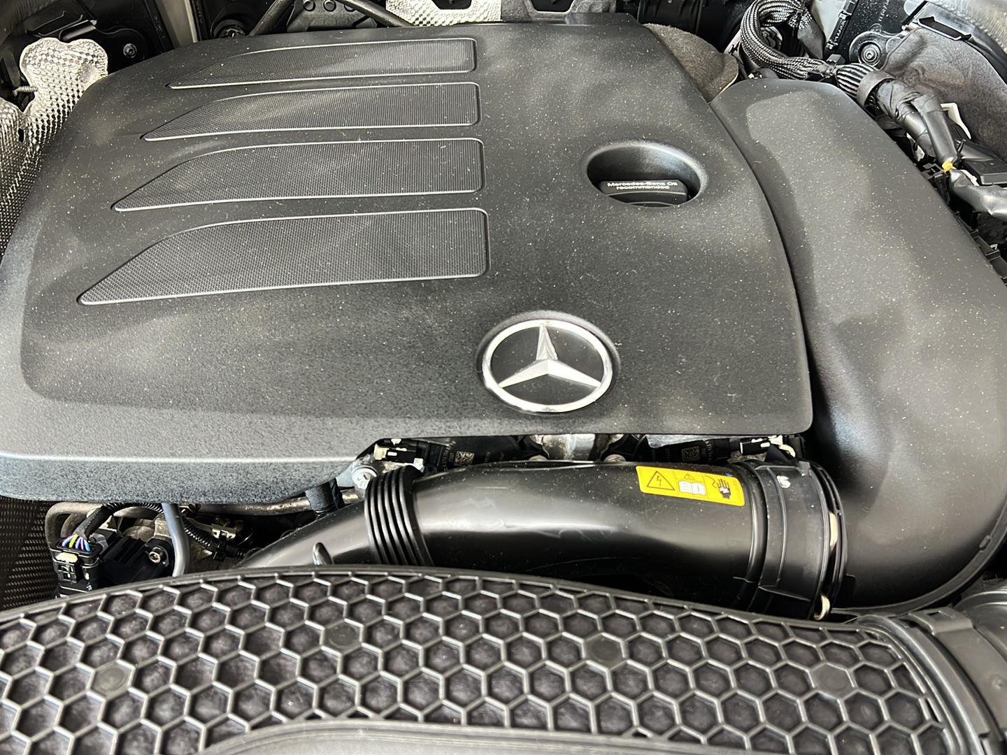 Used 2020 Mojave Silver Metallic Mercedes-Benz GLC 300 image 22